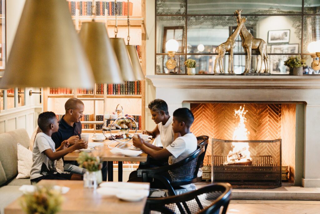 Oak Terrace & Bistro